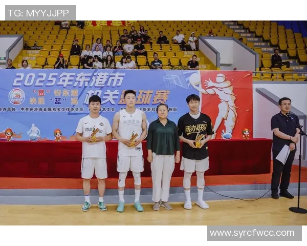 篮球小明星的成长之路精彩瞬间尽在片头图中展现